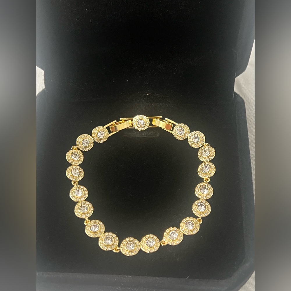 ✨New 18k gold plated Tennis Bracelet | 19 cm | Elegant Sparkle - Picture 5 of 5